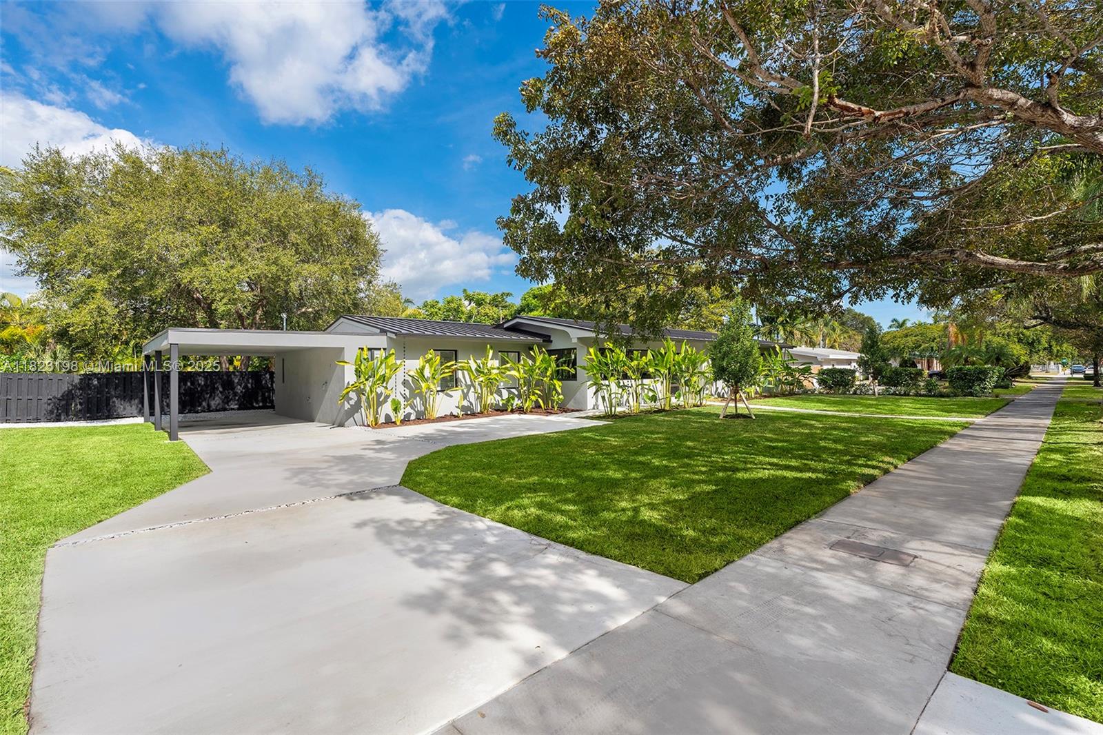 PALMETTO HOMESITES - Residential