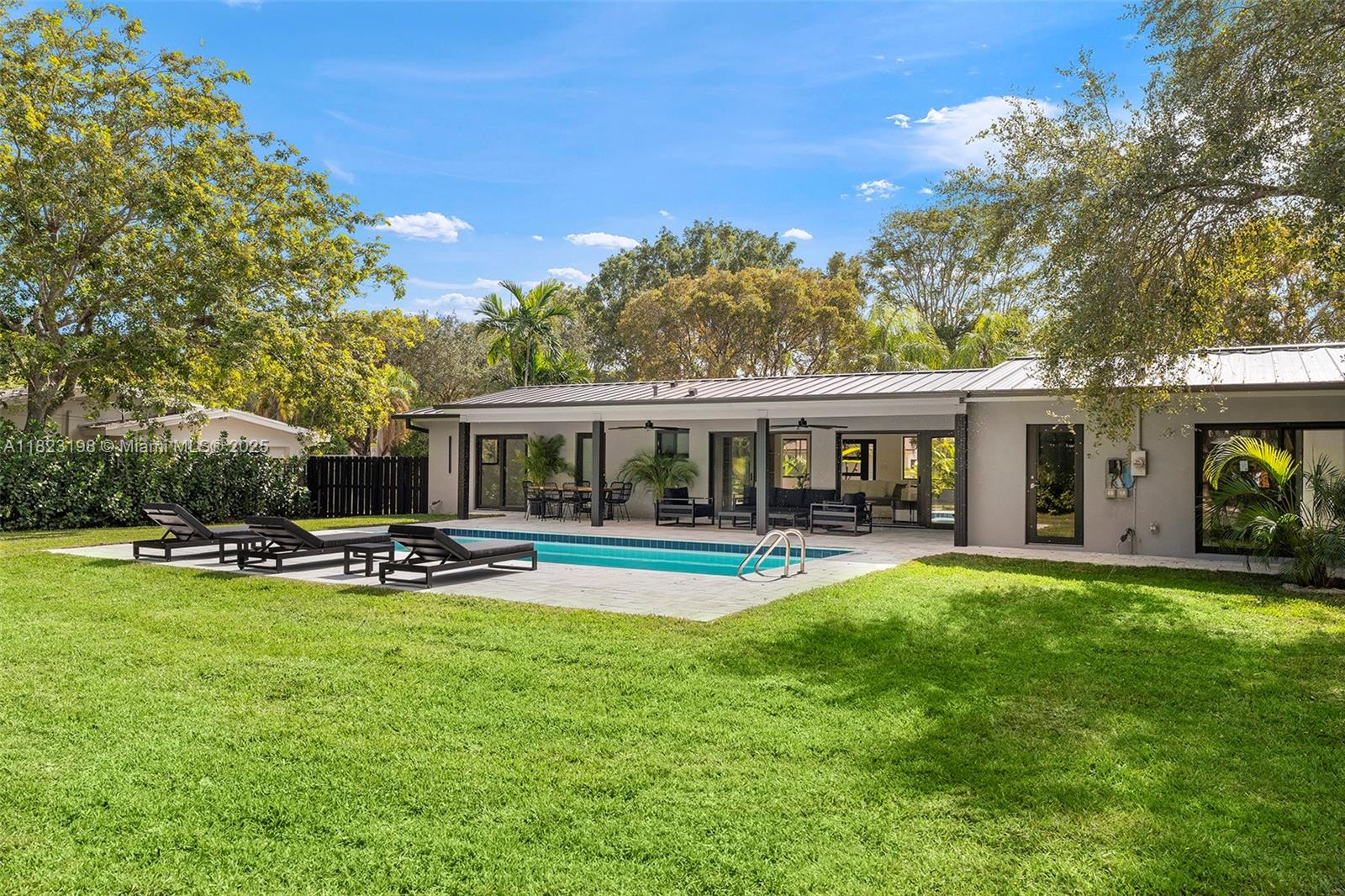 PALMETTO HOMESITES - Residential