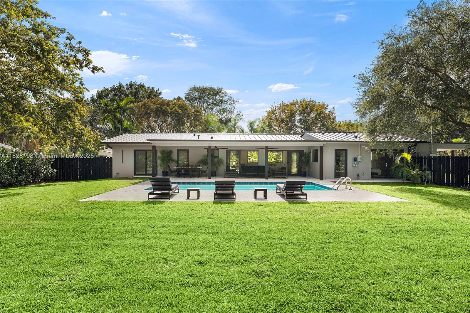 PALMETTO HOMESITES - Residential