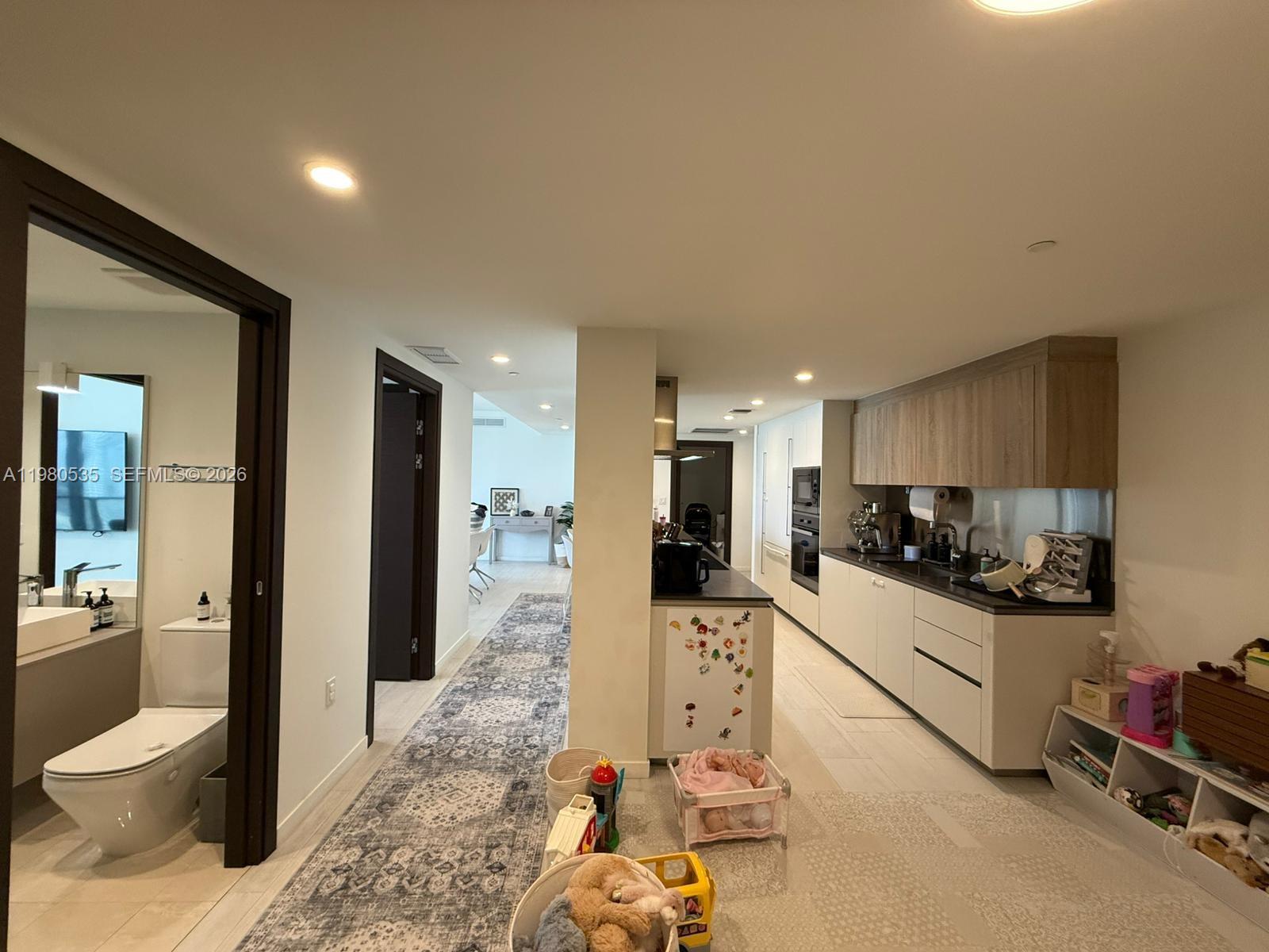 BRICKELL FLATIRON CONDO - Residential