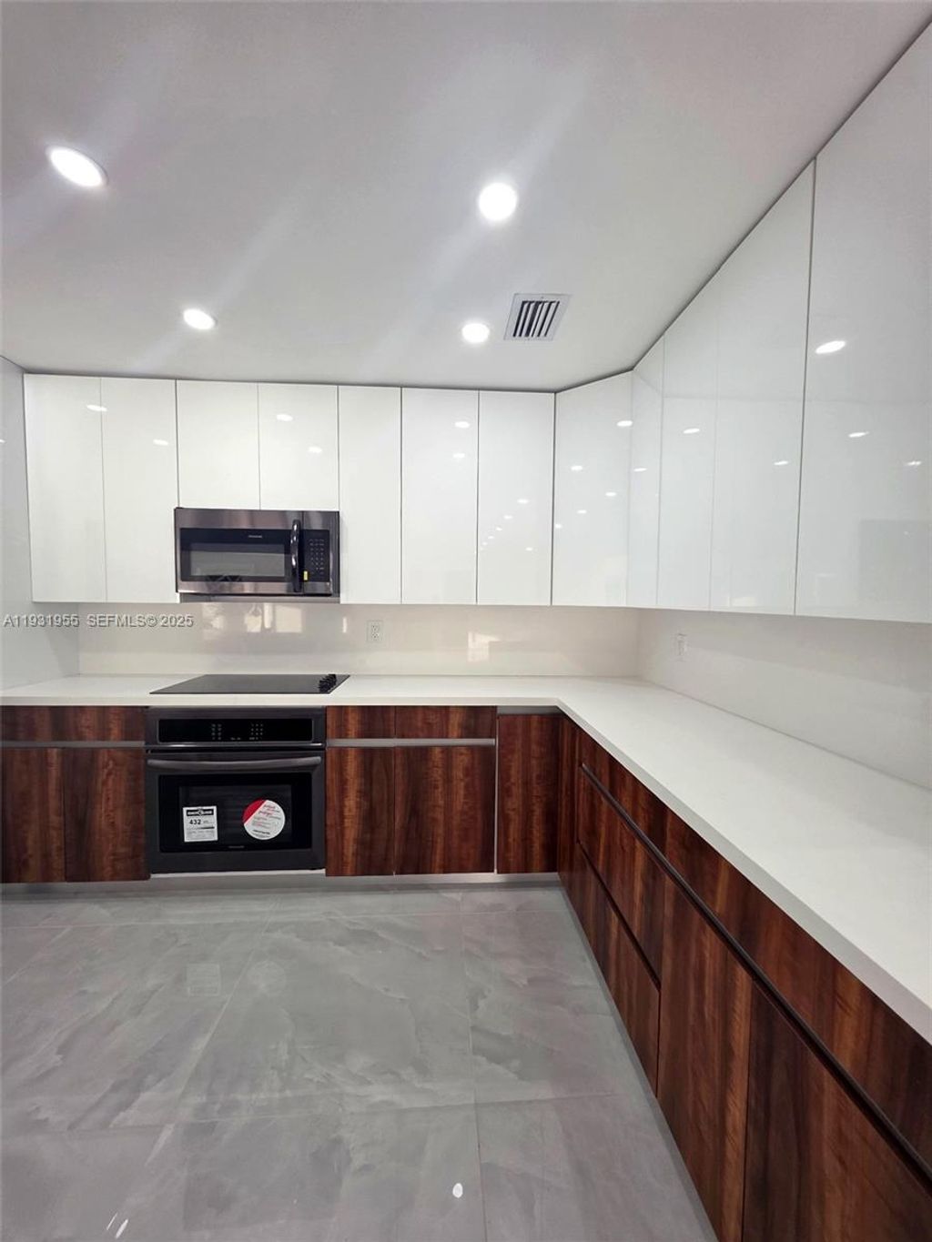 Photo of Davie, FL 33314 (MLS # A11931955)