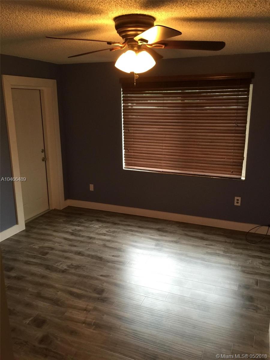 WINSTON PARK UNIT ONE - Residential Lease