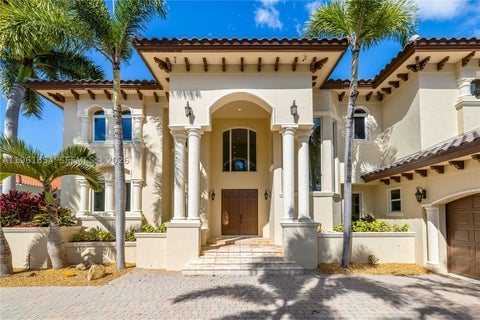 Photo of 129 Gavilan Ave, Coral Gables, FL 33143 (MLS # A11961854)