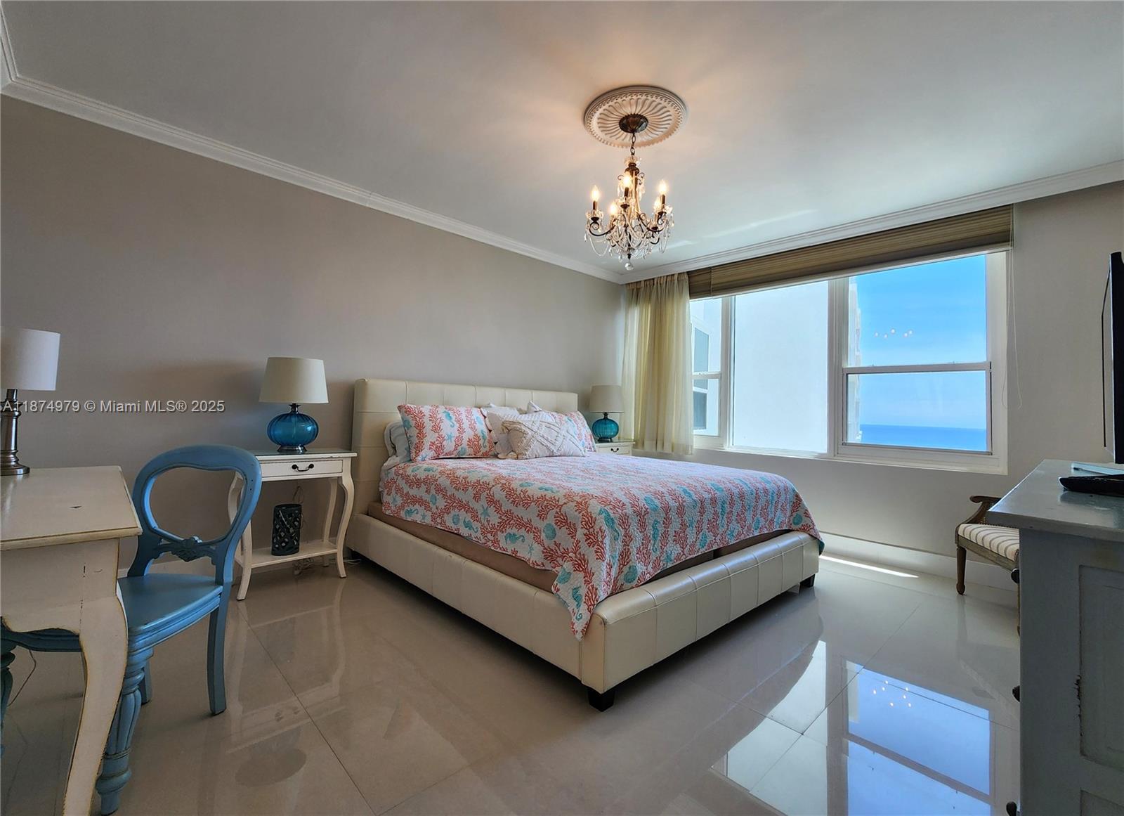 ALEXANDER TOWERS CONDO - Residential Lease