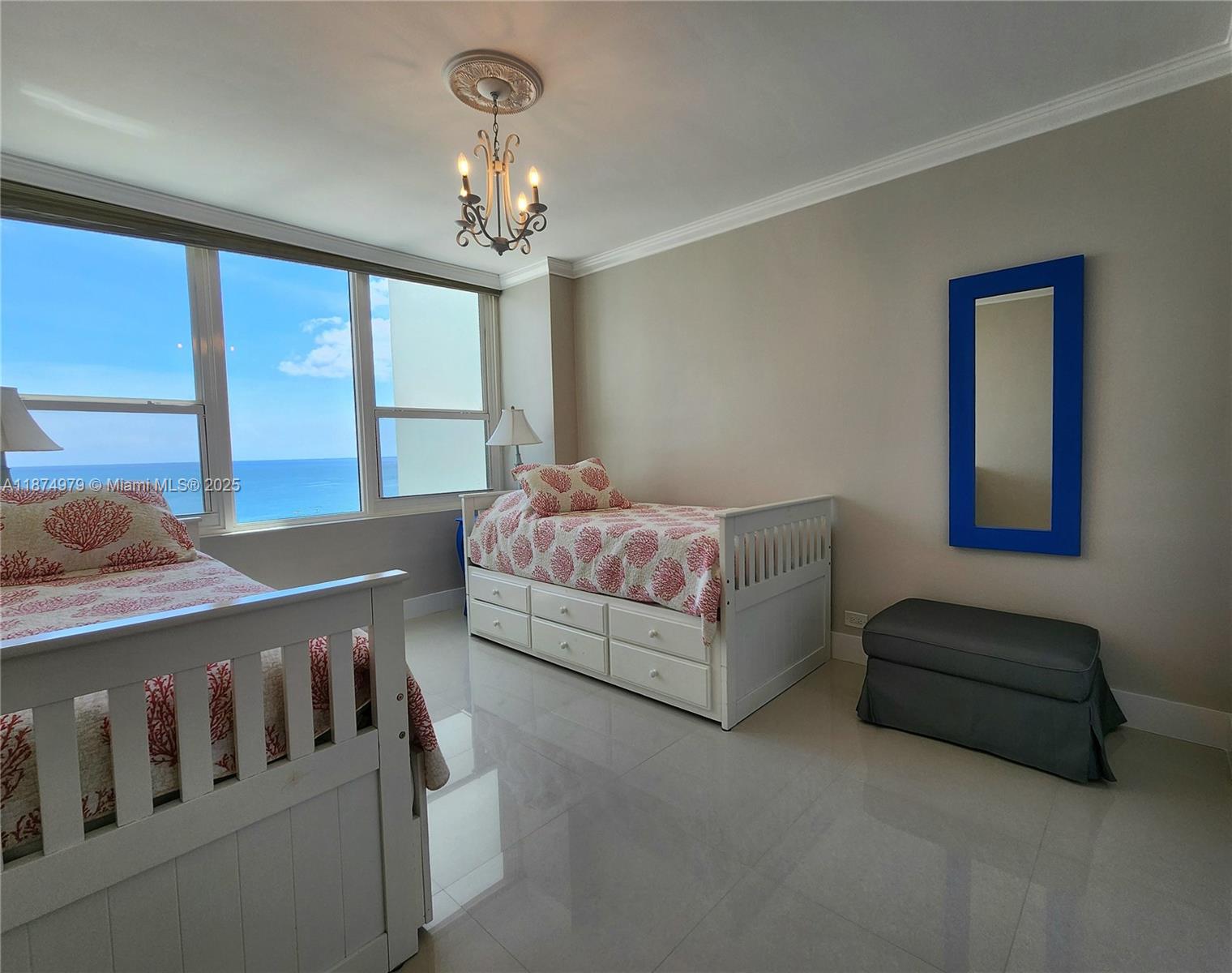 ALEXANDER TOWERS CONDO - Residential Lease