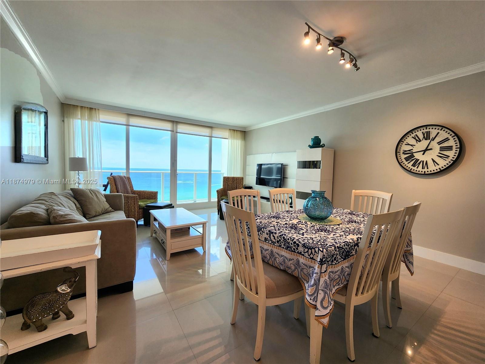 ALEXANDER TOWERS CONDO - Residential Lease