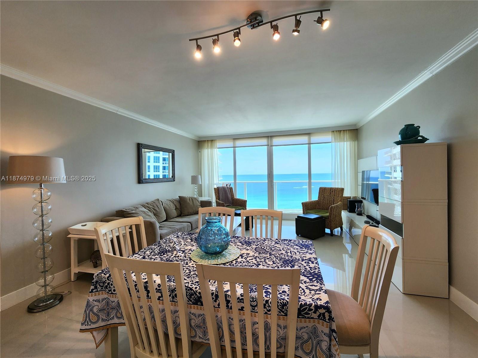 ALEXANDER TOWERS CONDO - Residential Lease