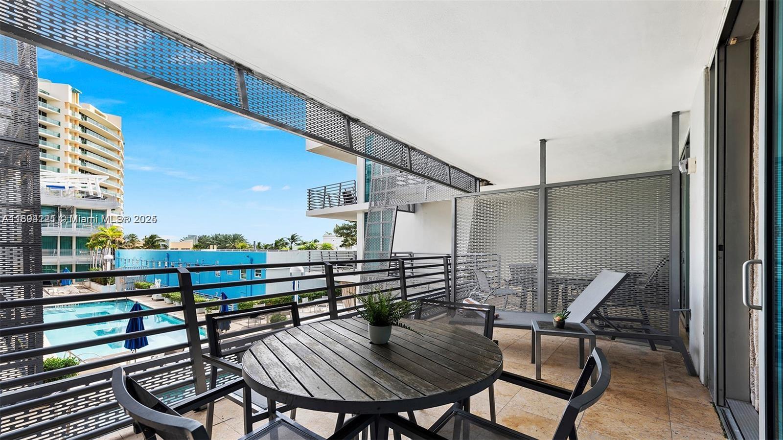 DE SOLEIL S BCH RESIDENTI - Residential