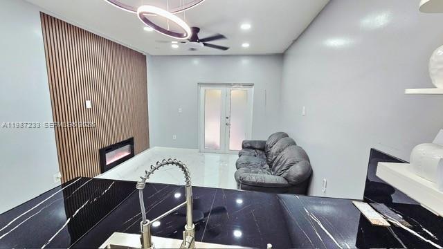 SILVER PALM HOMES - Residential