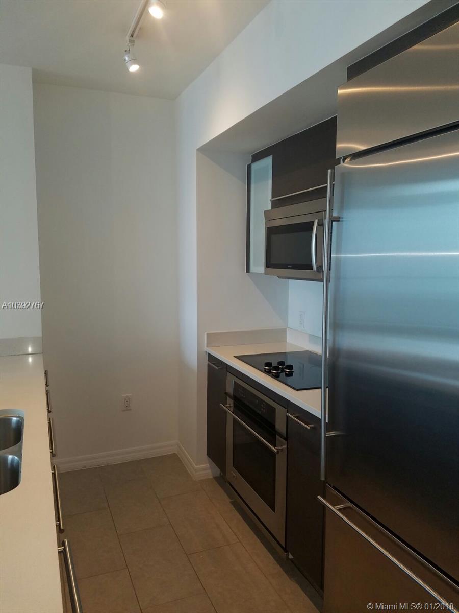 500 BRICKELL WEST CONDO - Residential Lease