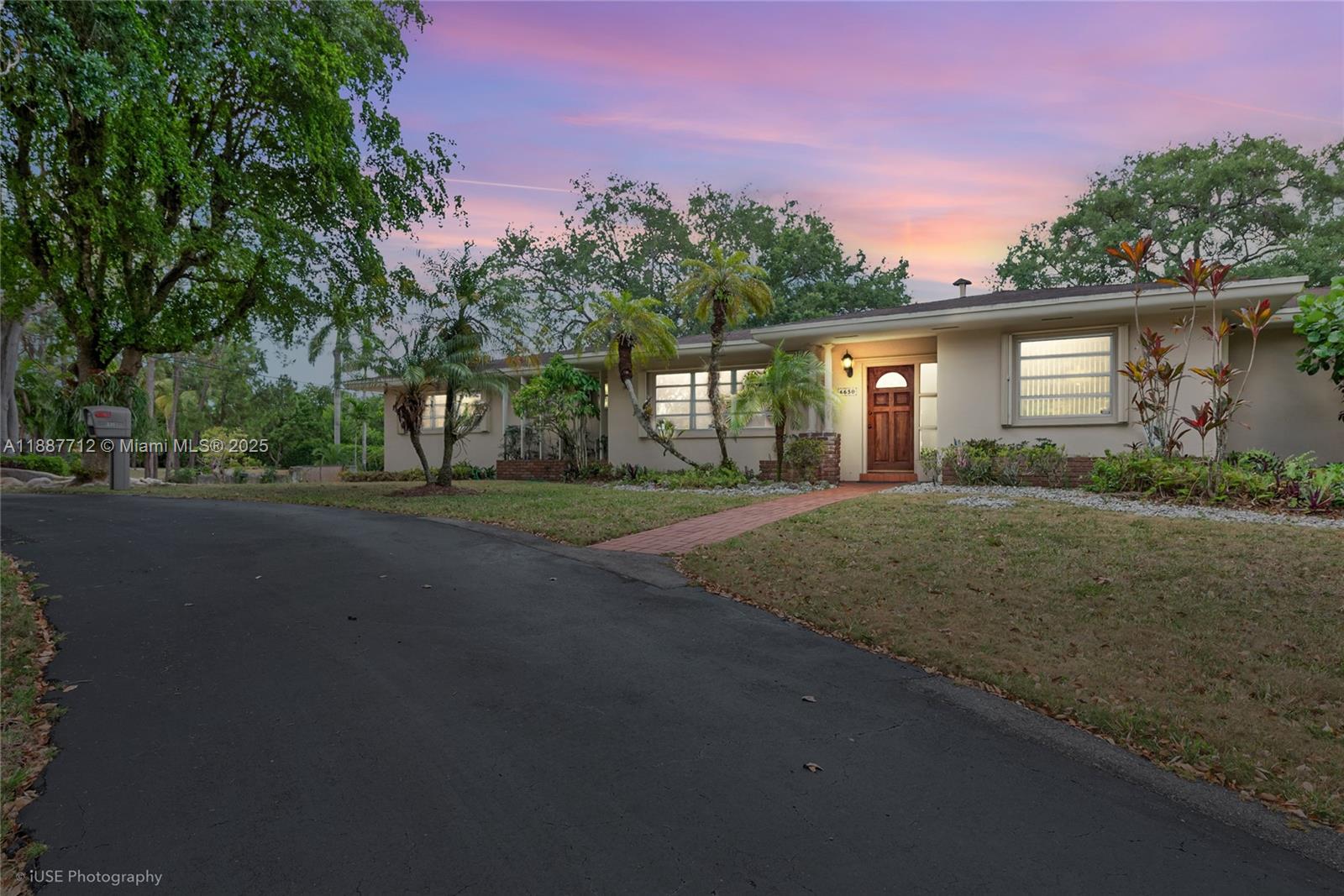 SUNSET VIEW - Residential