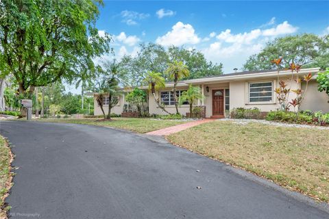 6650 SW 85th Ave Miami FL 33143