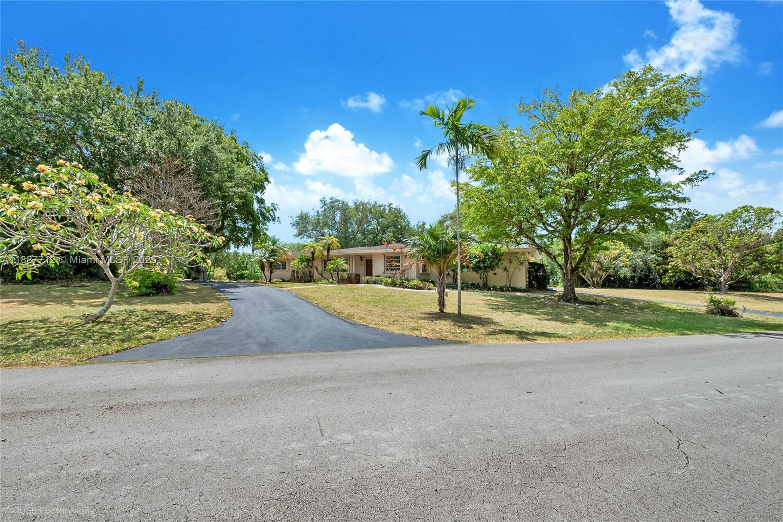 SUNSET VIEW - Residential