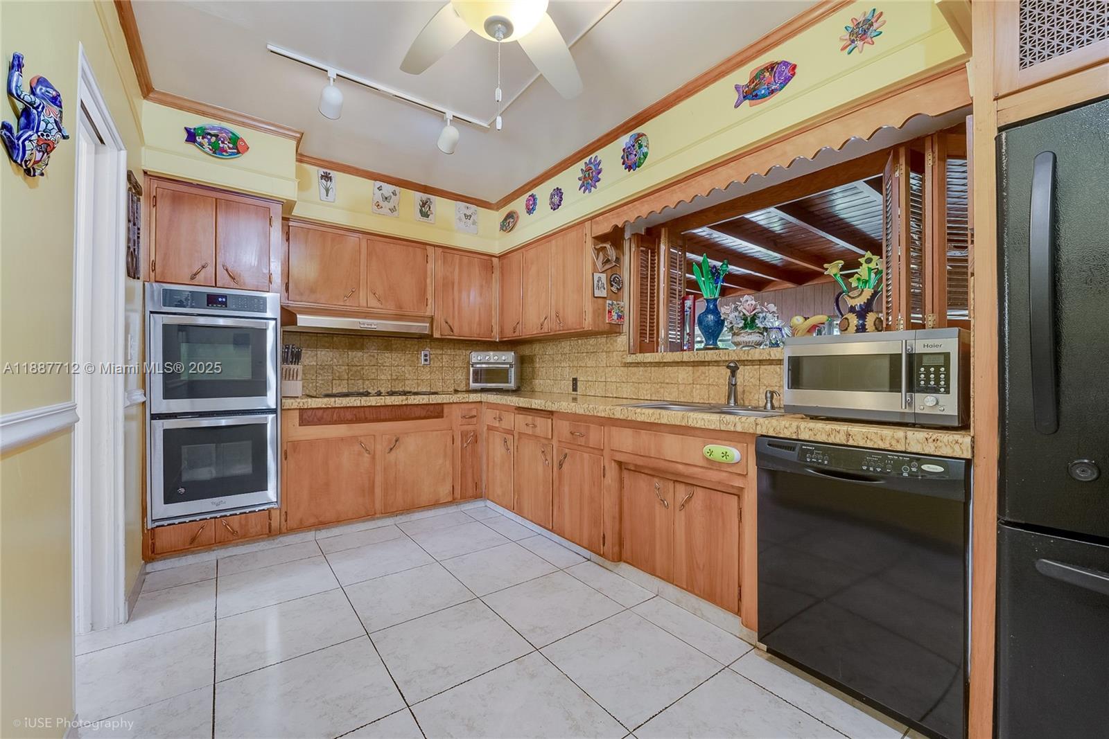 SUNSET VIEW - Residential