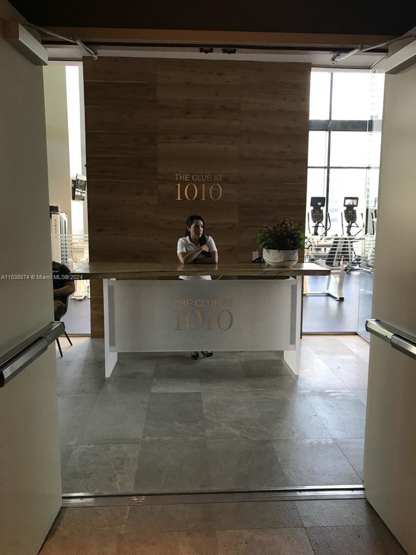 1010 BRICKELL CONDO - Residential Lease