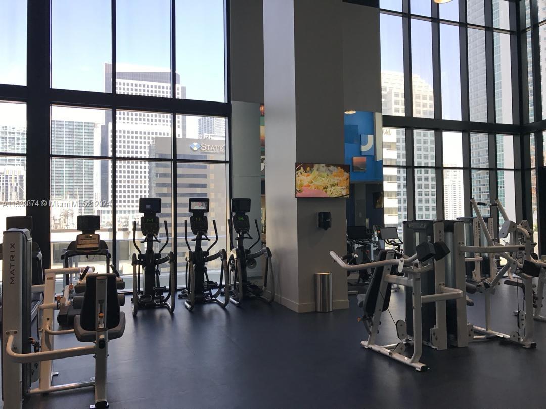 1010 BRICKELL CONDO - Residential Lease