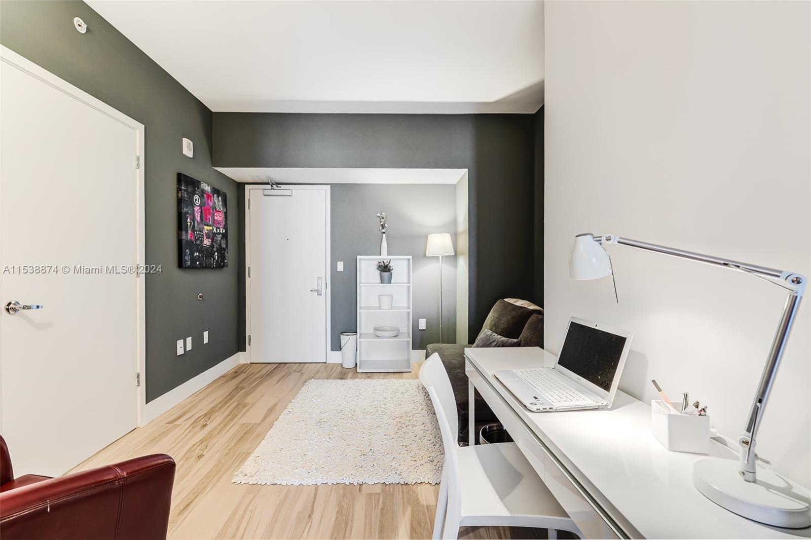 1010 BRICKELL CONDO - Residential Lease