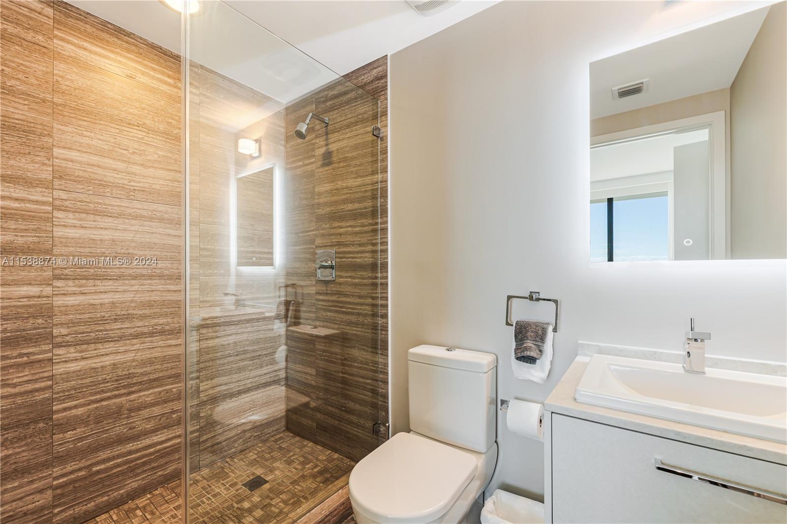1010 BRICKELL CONDO - Residential Lease
