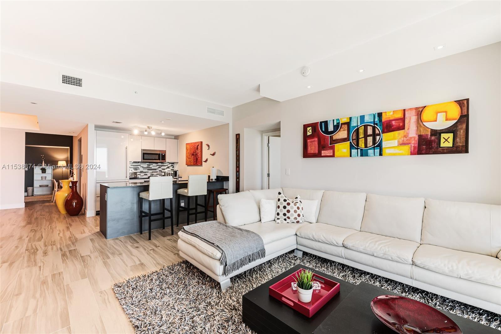 1010 BRICKELL CONDO - Residential Lease