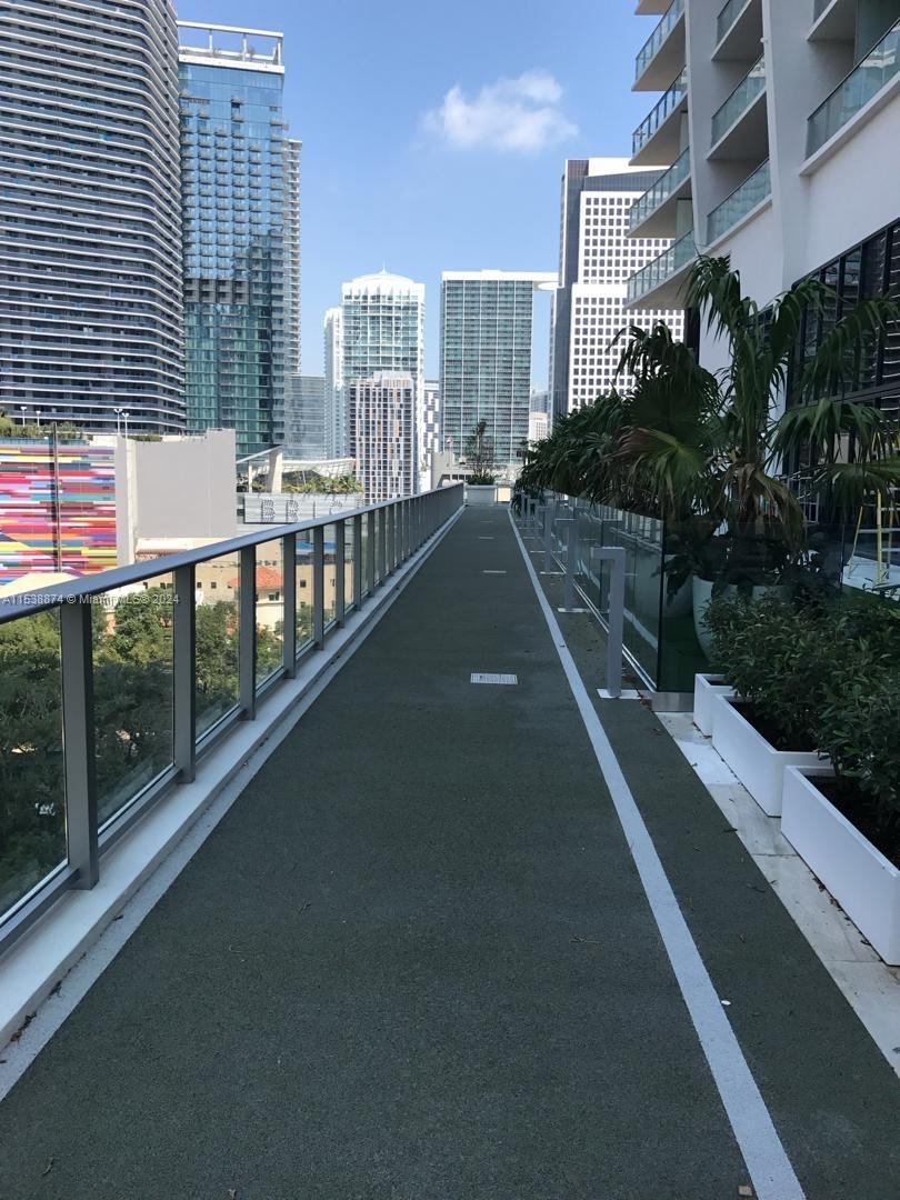 1010 BRICKELL CONDO - Residential Lease