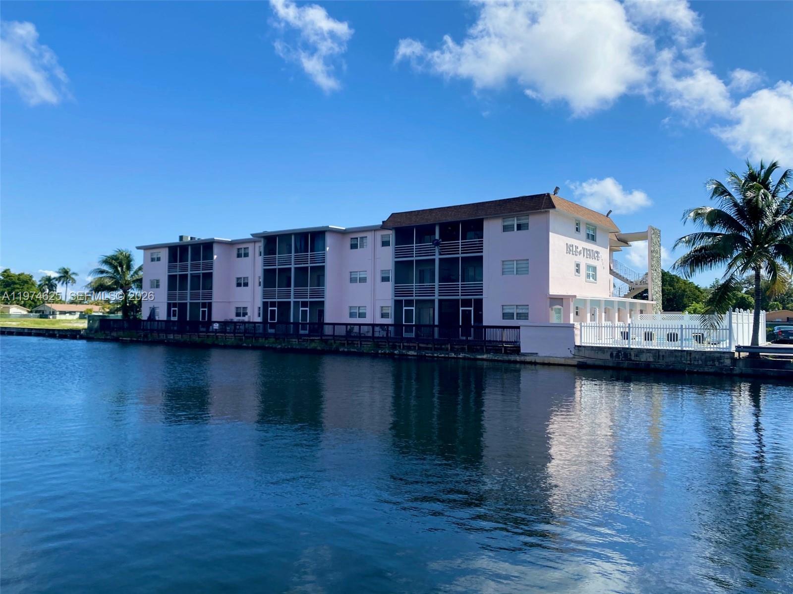 VENICE ISLES CONDO - Residential Lease