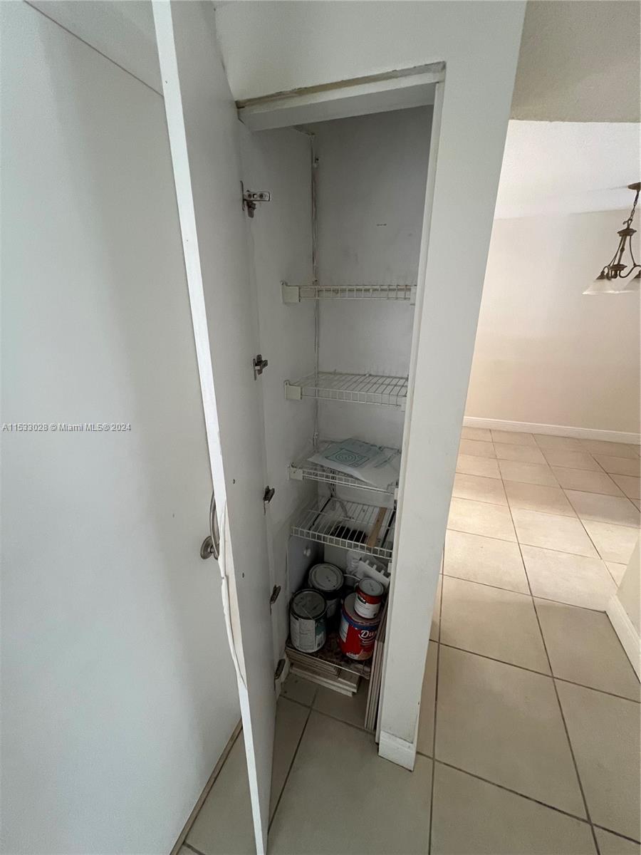 ALAMEDA TOWER CONDO 4 - Residential Lease