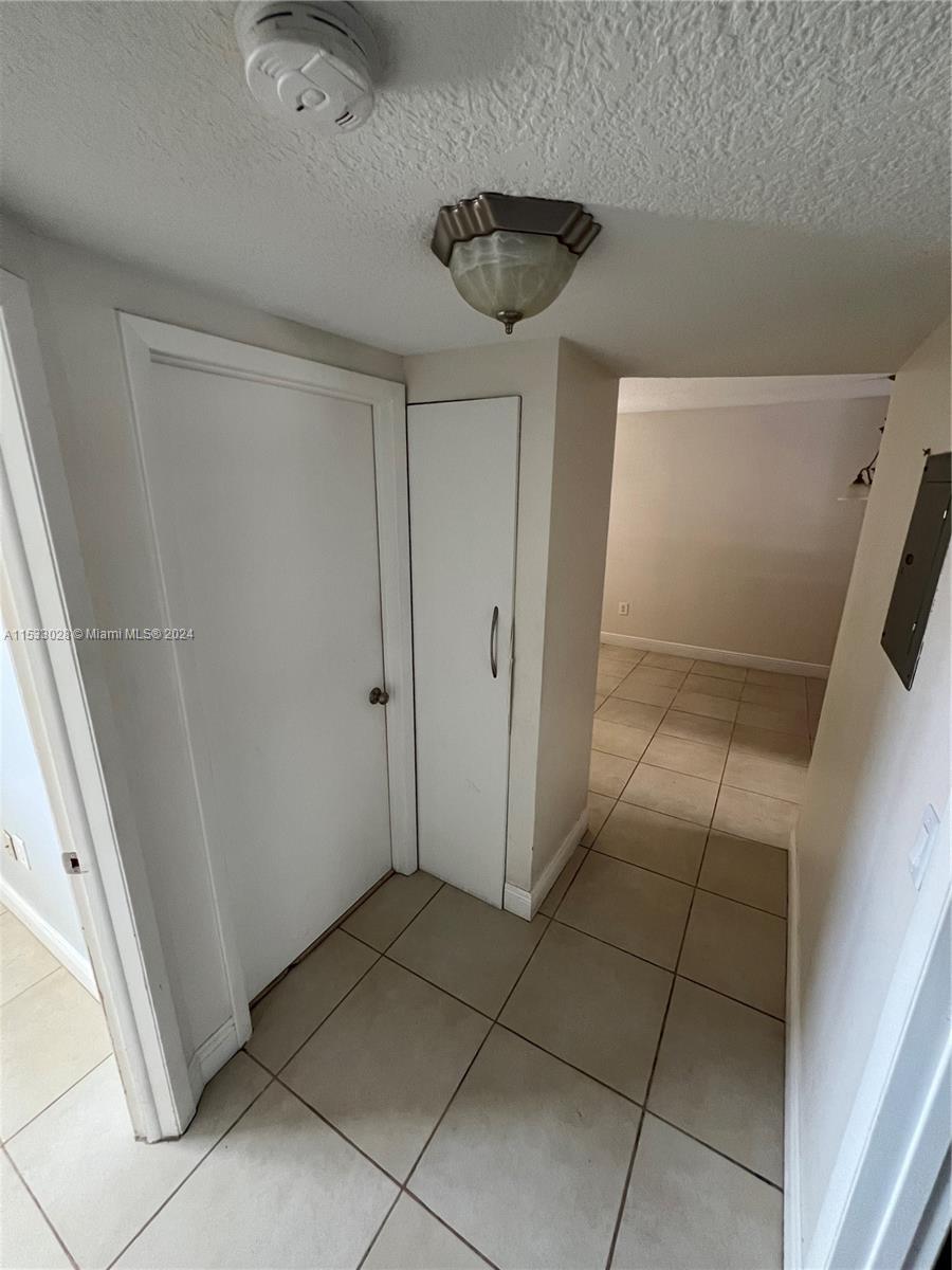 ALAMEDA TOWER CONDO 4 - Residential Lease
