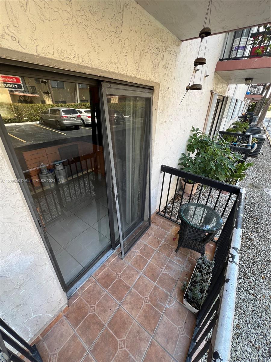 ALAMEDA TOWER CONDO 4 - Residential Lease