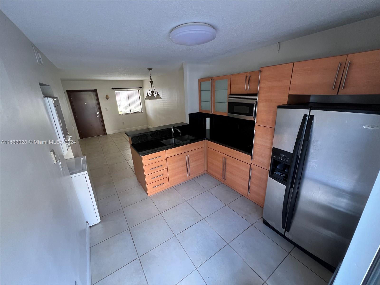 ALAMEDA TOWER CONDO 4 - Residential Lease