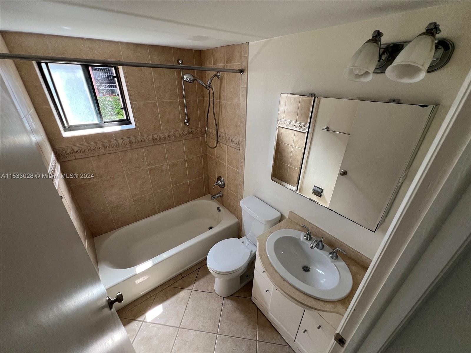 ALAMEDA TOWER CONDO 4 - Residential Lease