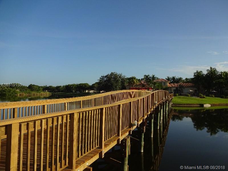 AVENTINE AT MIRAMAR BLDG - Residential