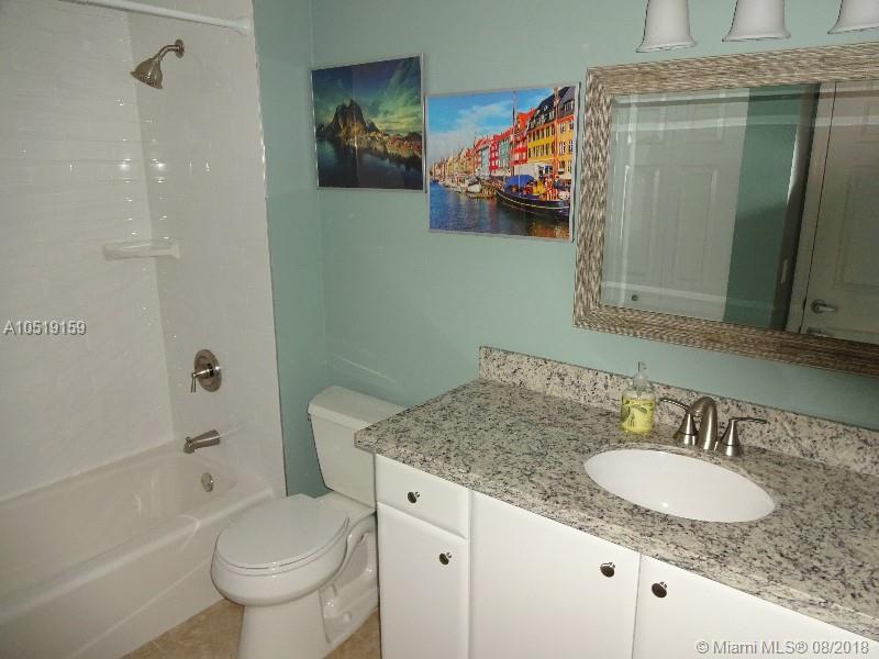 AVENTINE AT MIRAMAR BLDG - Residential