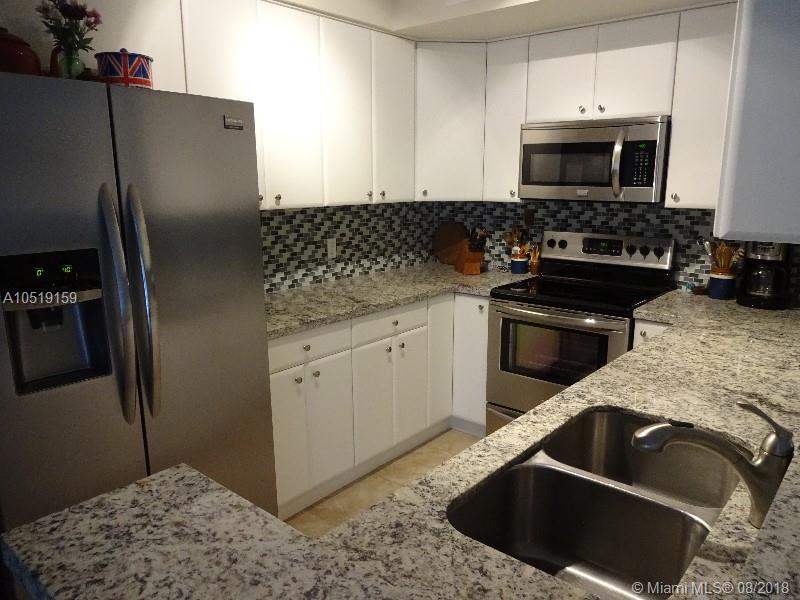 AVENTINE AT MIRAMAR BLDG - Residential