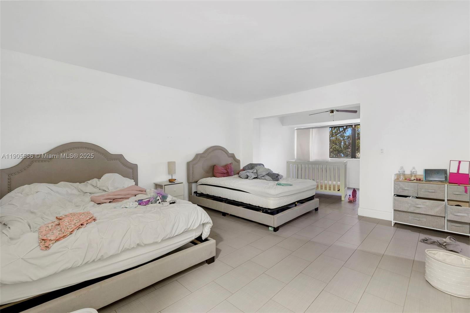 COURTS OF INVERRARY - Residential