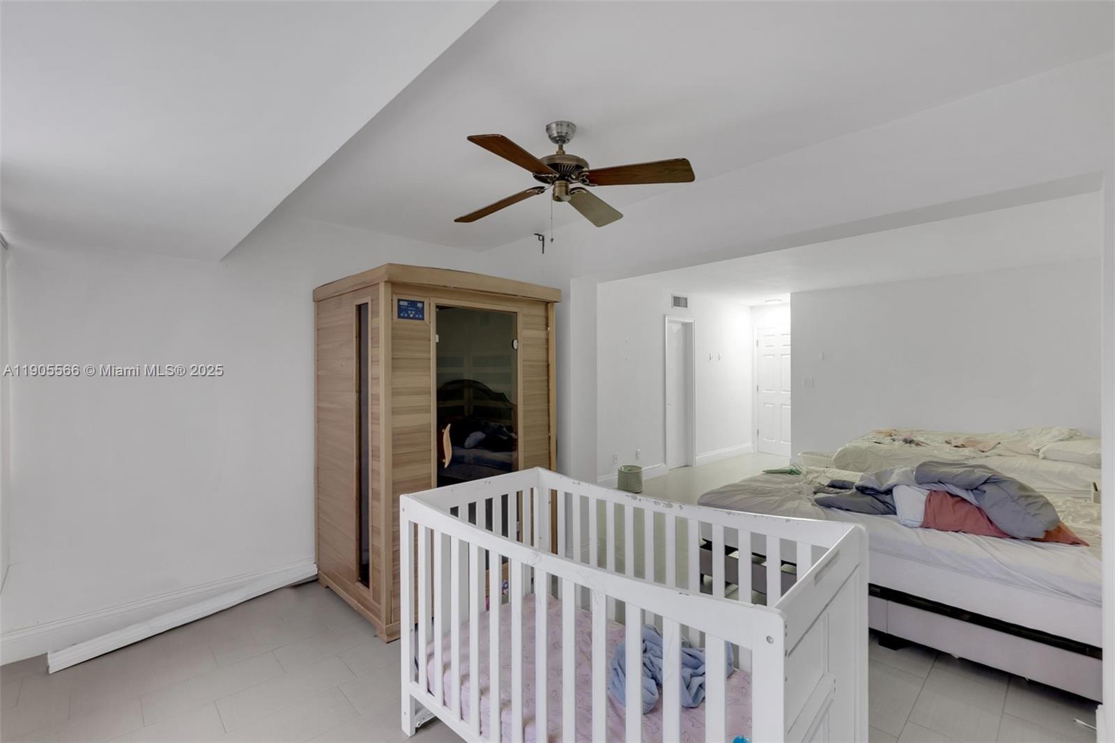 COURTS OF INVERRARY - Residential