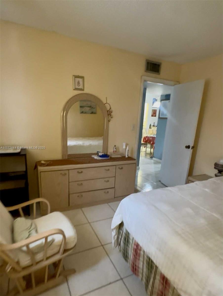 STAR PARADISE CONDO - Residential Lease