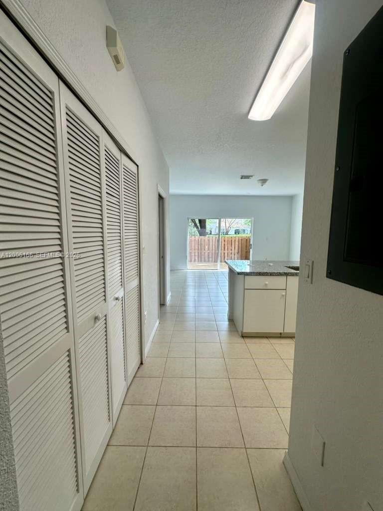 LEEWARD AT ISLANDS AT DOR - Residential Lease