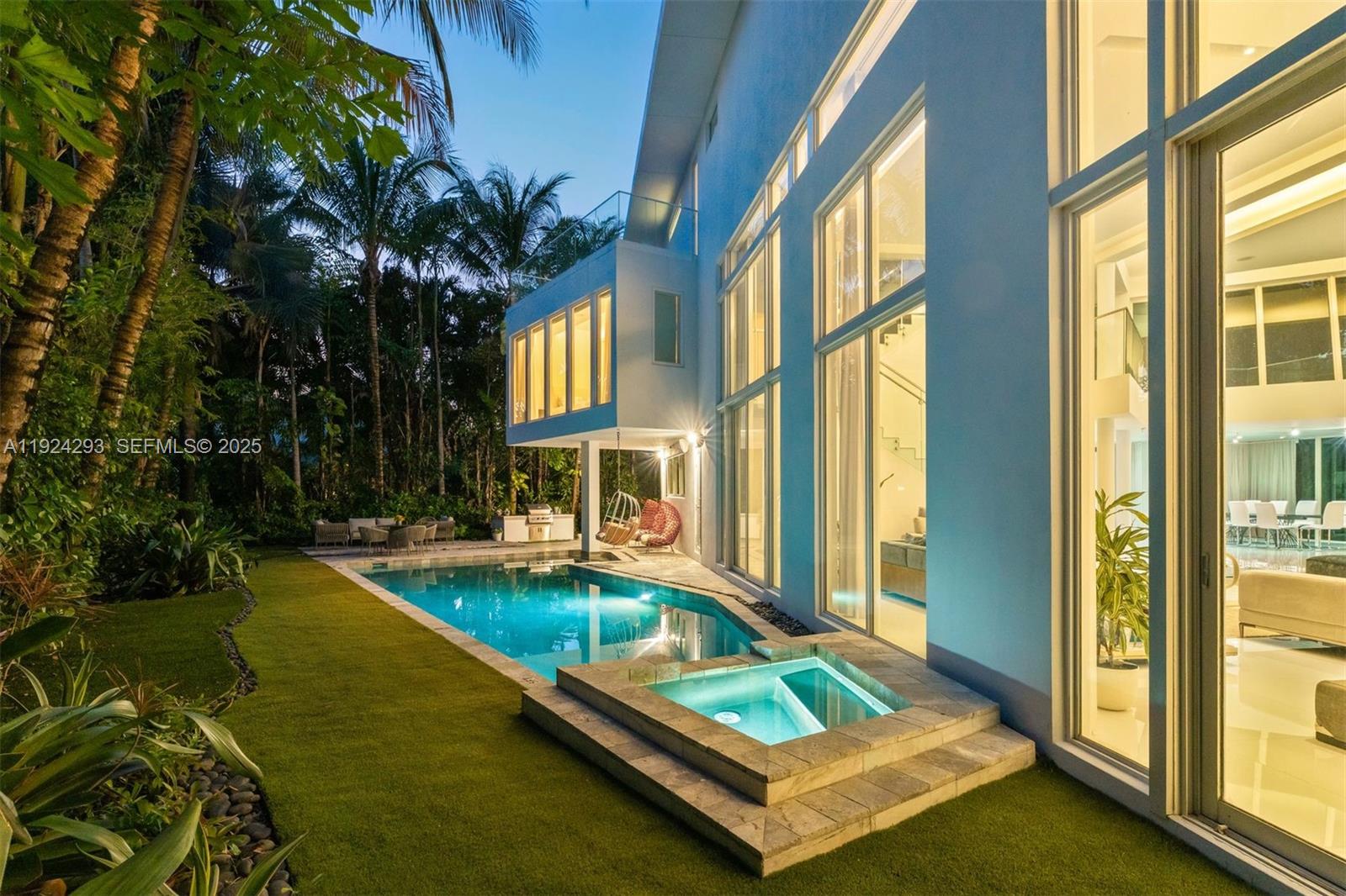 GOLDEN BEACH SEC B - Residential