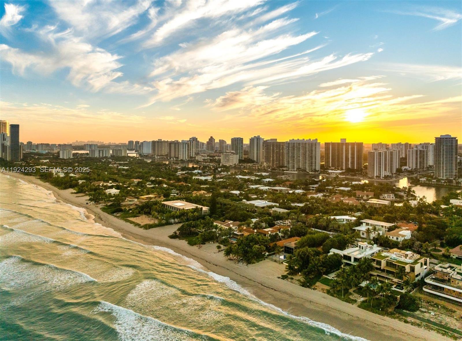 GOLDEN BEACH SEC B - Residential