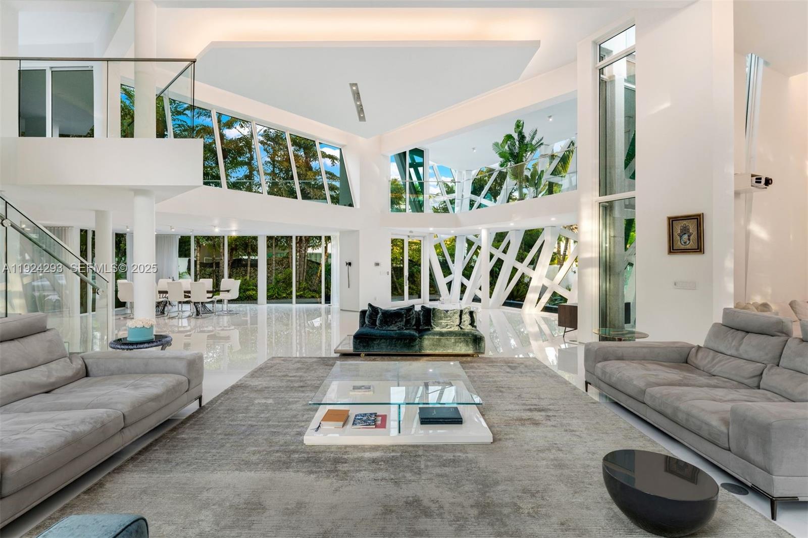 GOLDEN BEACH SEC B - Residential