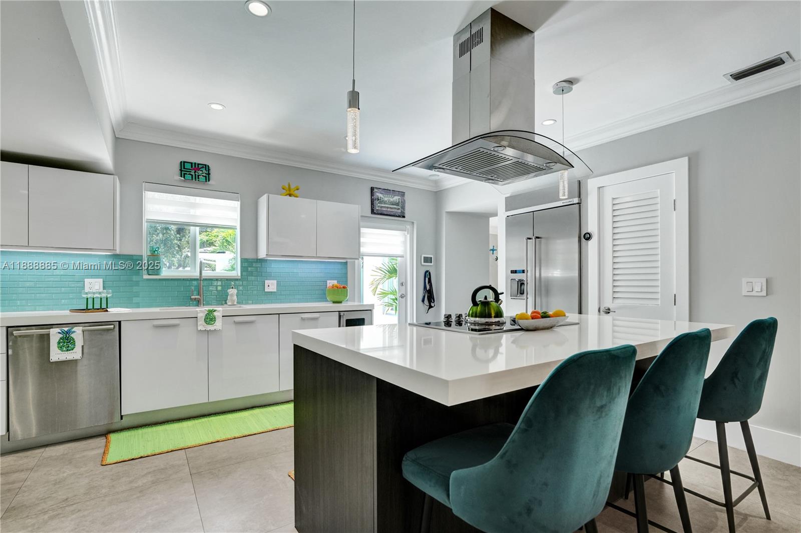 CORAL GAB COUNTRY CLUB SE - Residential Lease