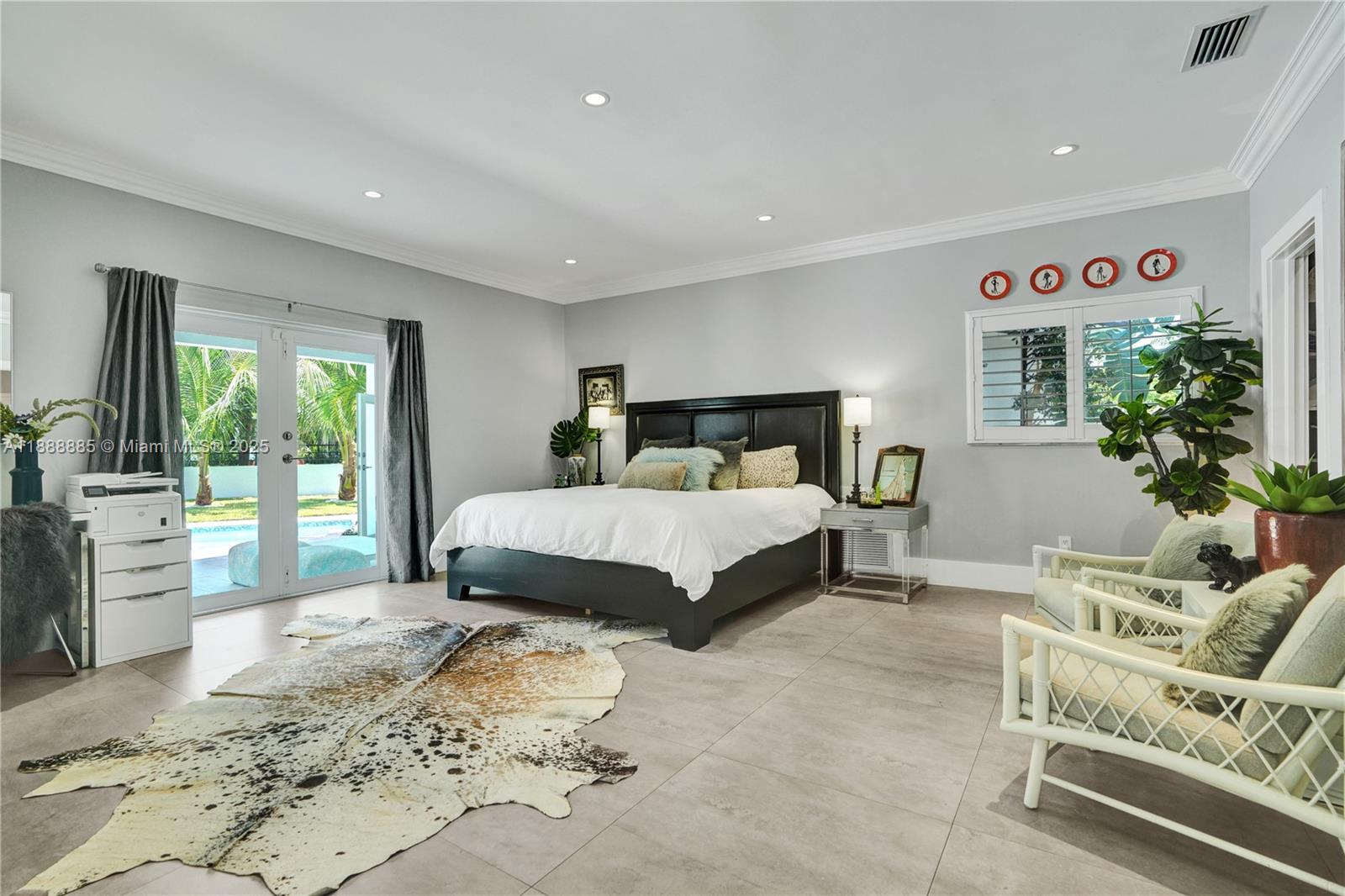 CORAL GAB COUNTRY CLUB SE - Residential Lease