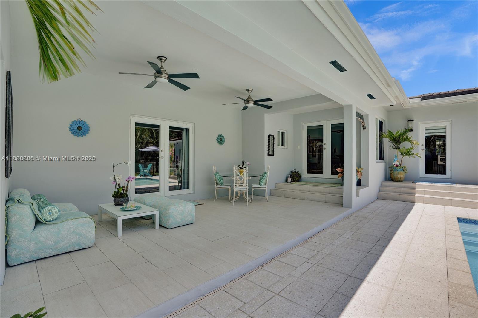 CORAL GAB COUNTRY CLUB SE - Residential Lease