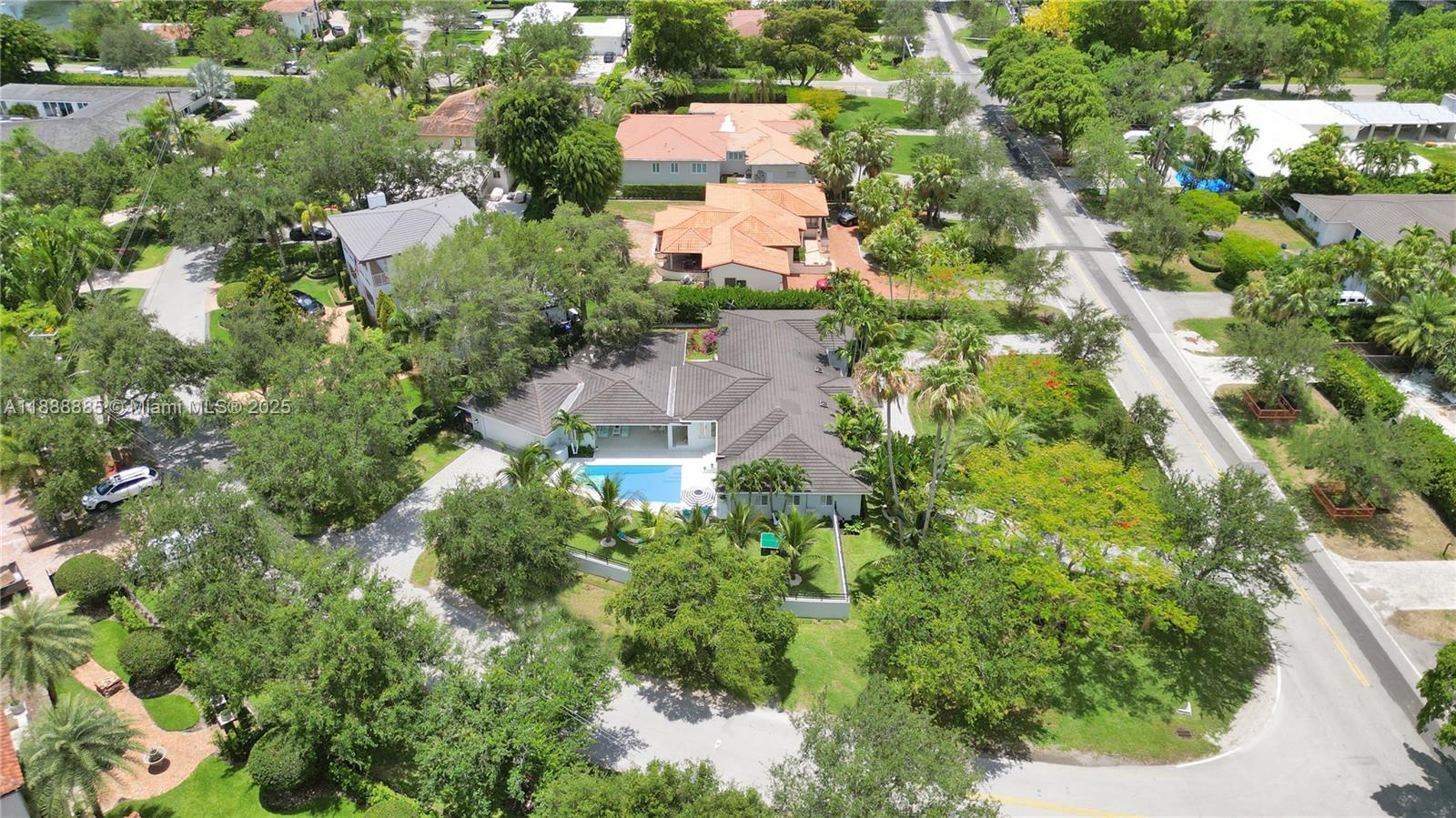 CORAL GAB COUNTRY CLUB SE - Residential Lease