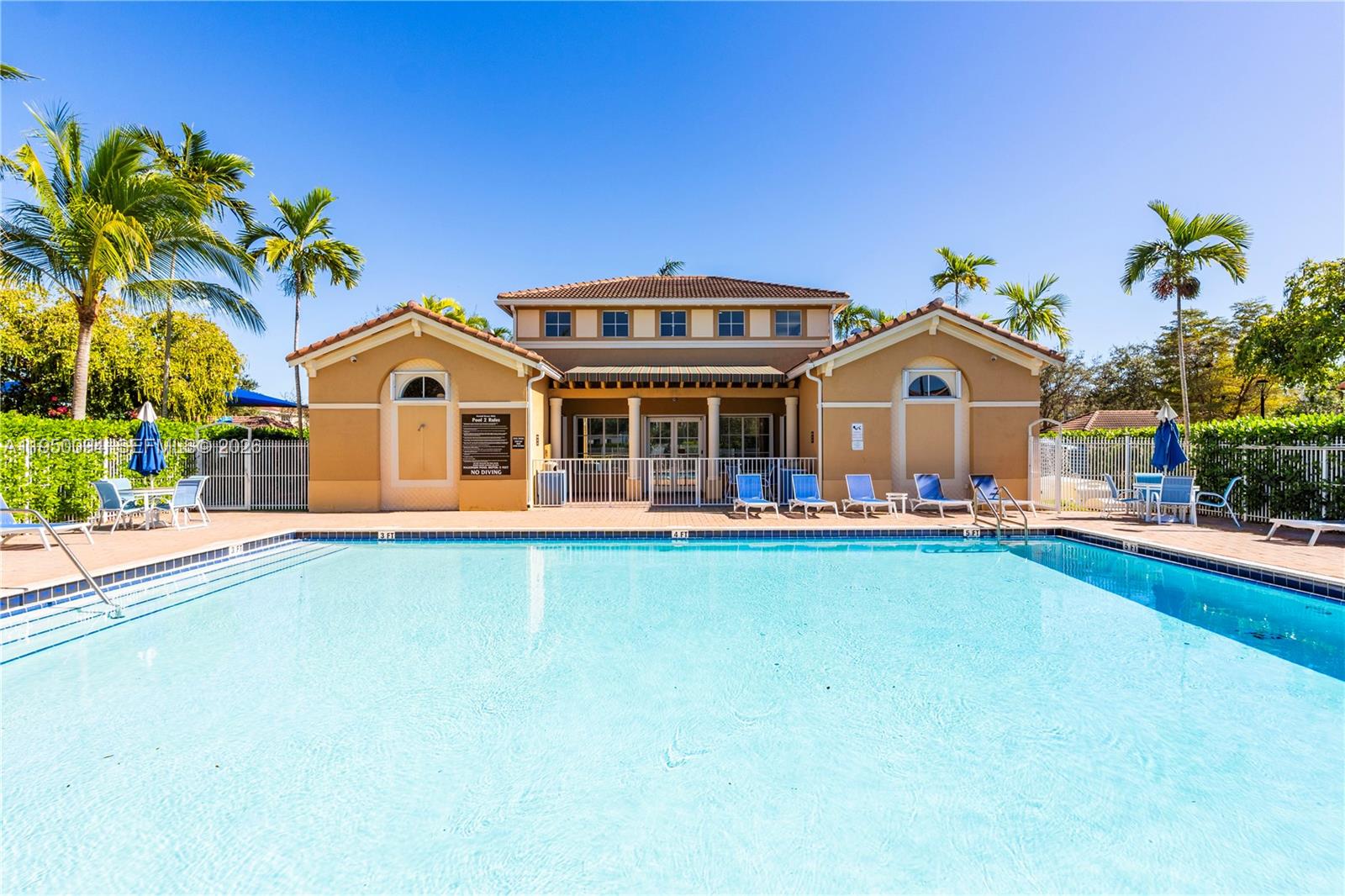 KENDALL BREEZE - Residential