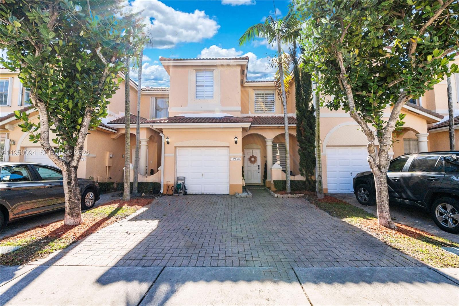 KENDALL BREEZE - Residential