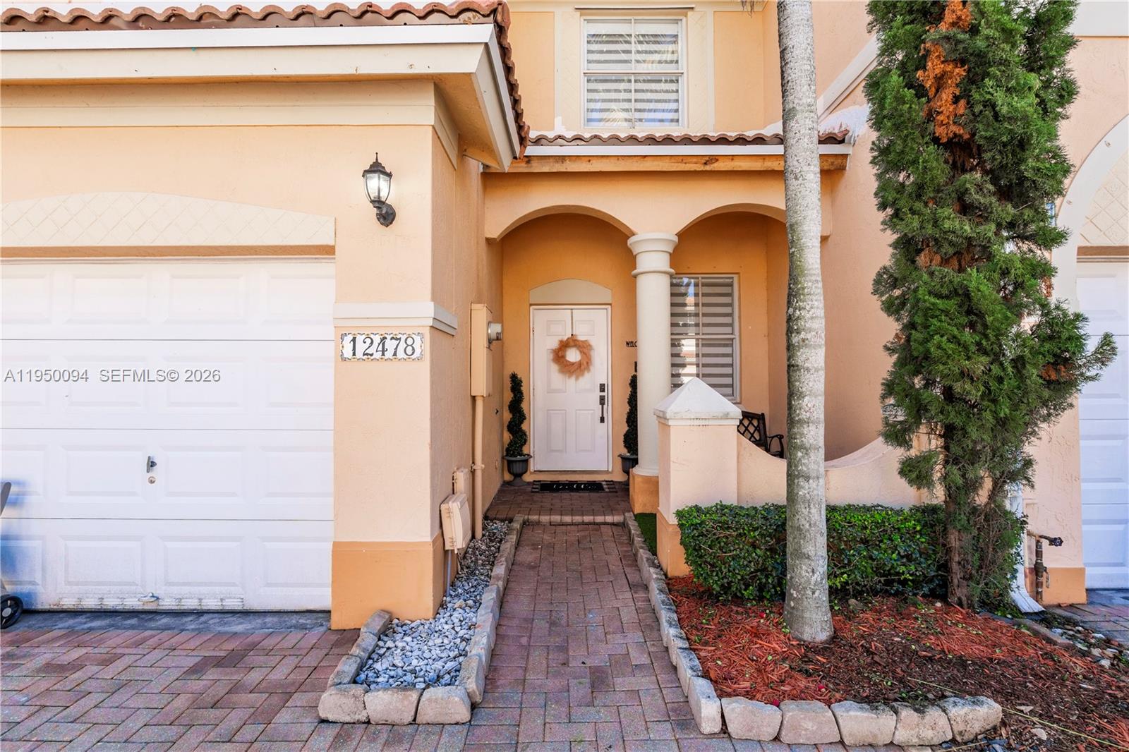 KENDALL BREEZE - Residential