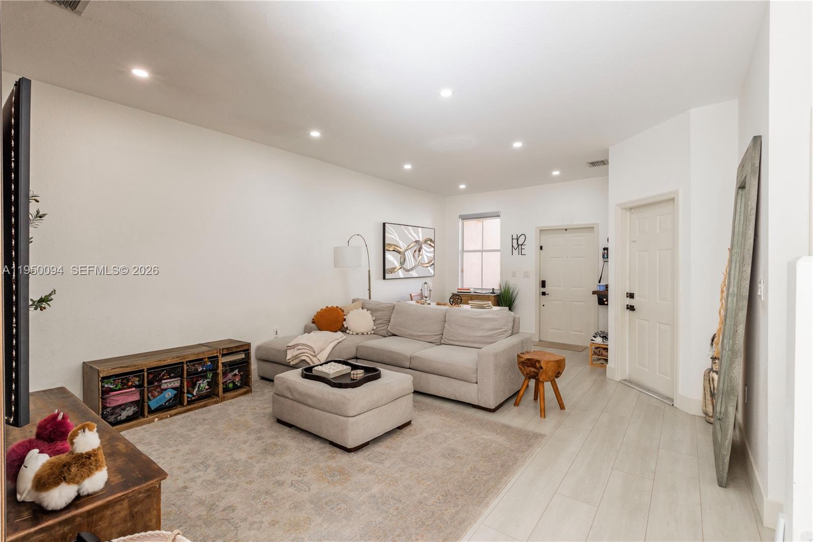 KENDALL BREEZE - Residential