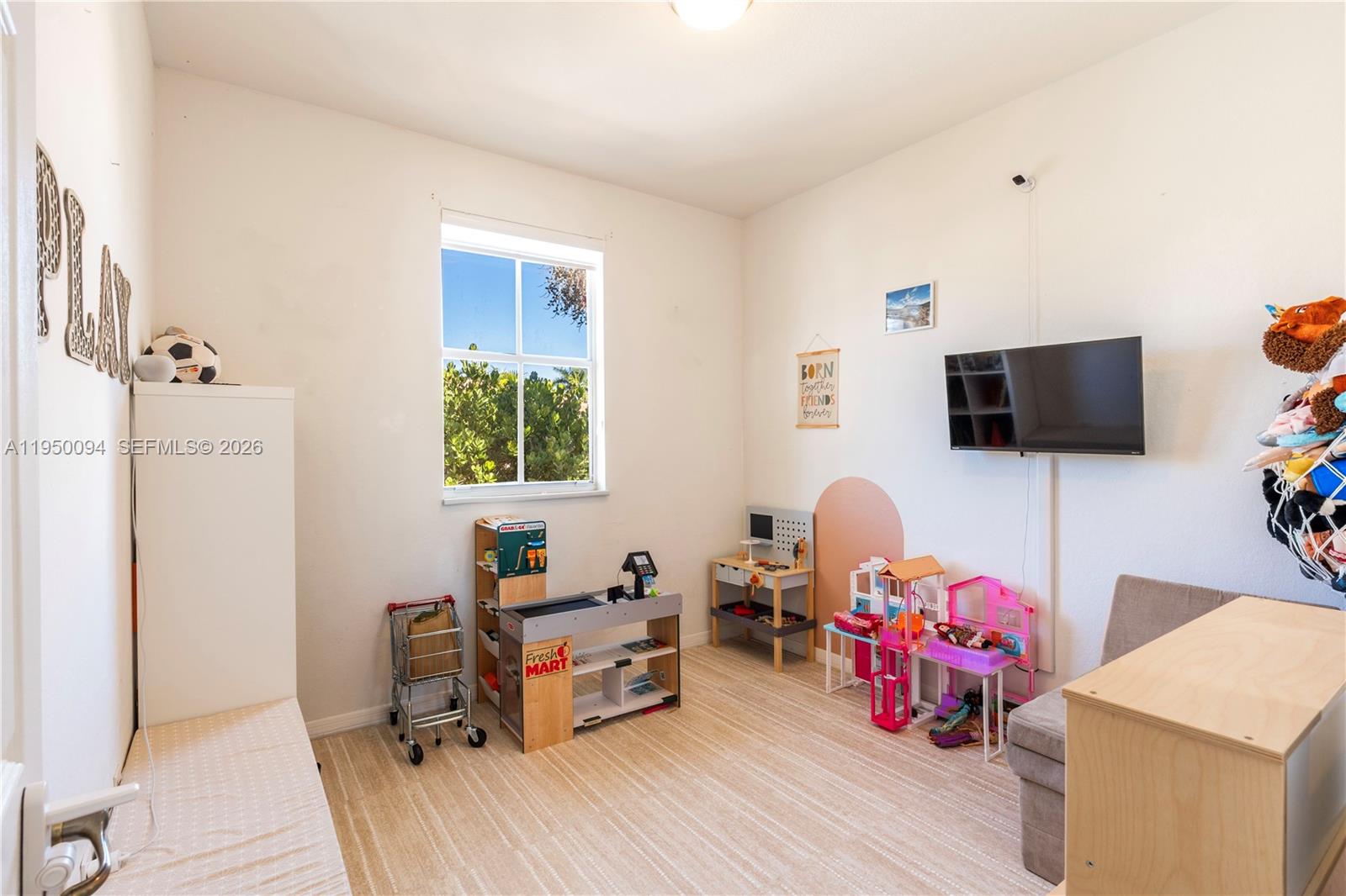 KENDALL BREEZE - Residential