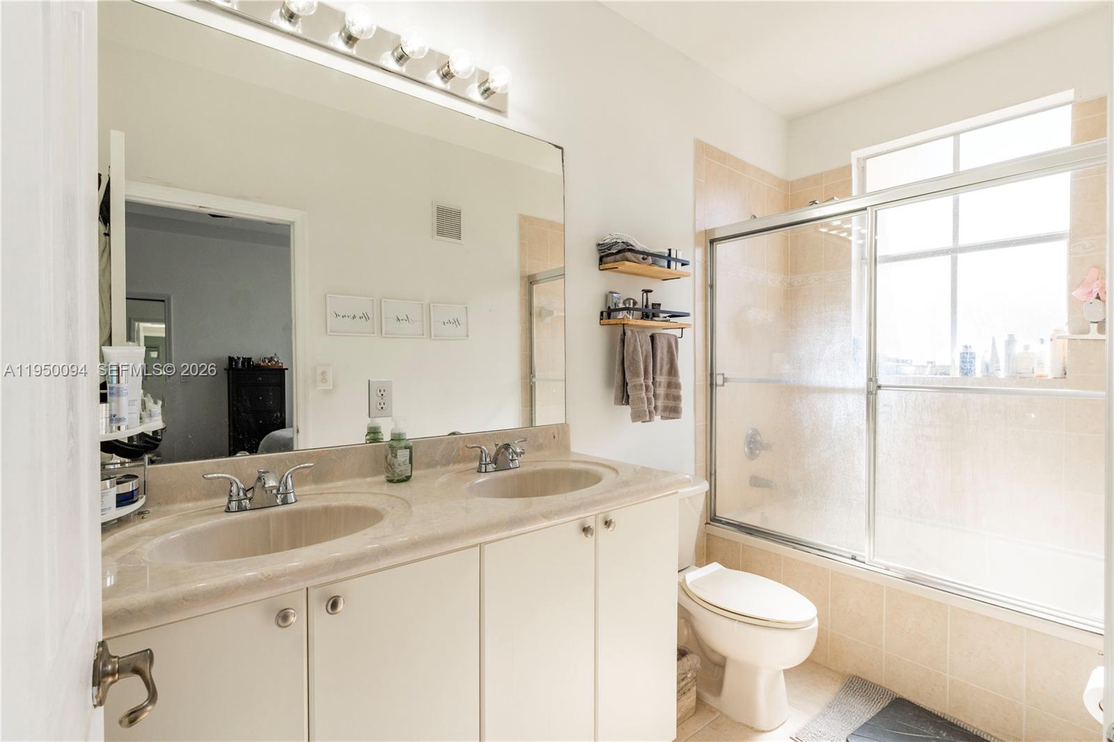 KENDALL BREEZE - Residential